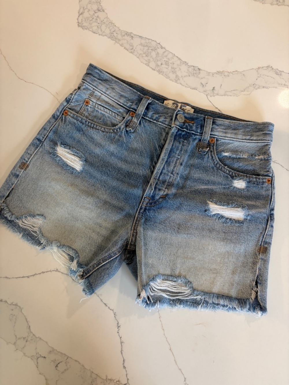 WE THE FREE PEOPLE Twist & Shout High-Rise Distressed Denim Shorts Size 25